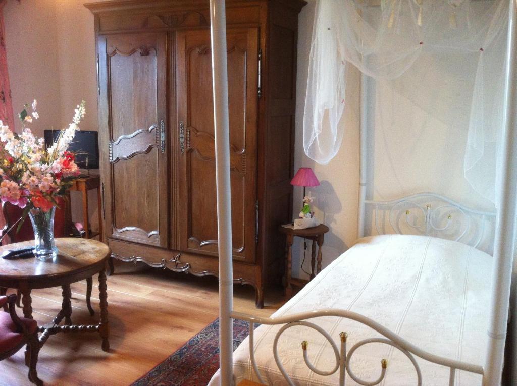 Ferme Du Montheu Bed & Breakfast Dommartin-sous-Amance Room photo